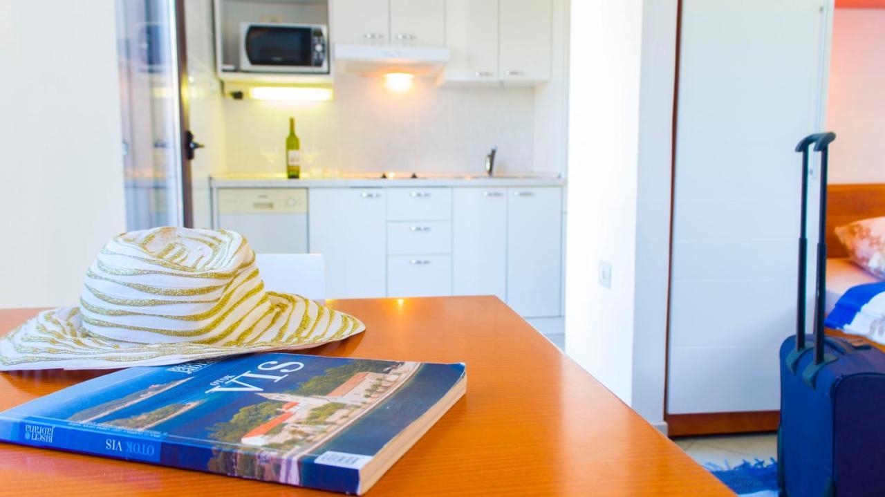 The Sea House Apartments فيس المظهر الخارجي الصورة